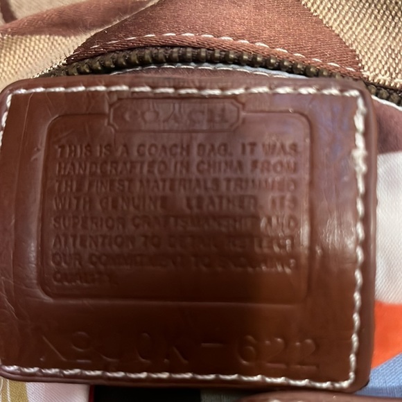 Handbag - Picture 3 of 3